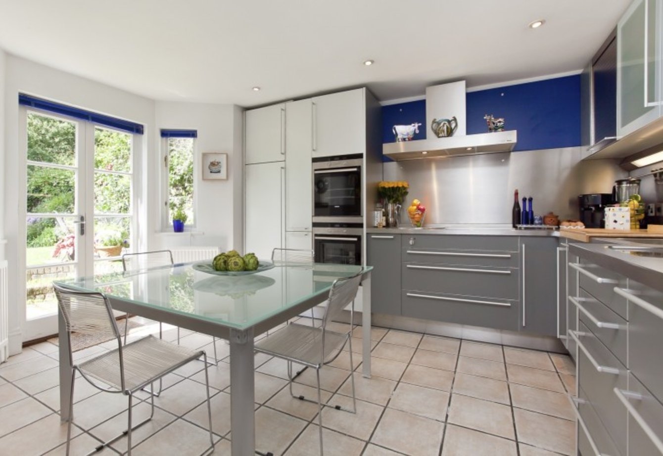 sold-blenheim-road-london-108-view4