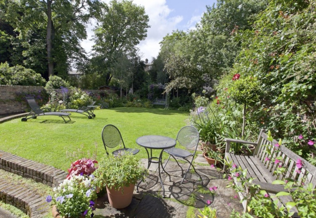 sold-blenheim-road-london-108-view8