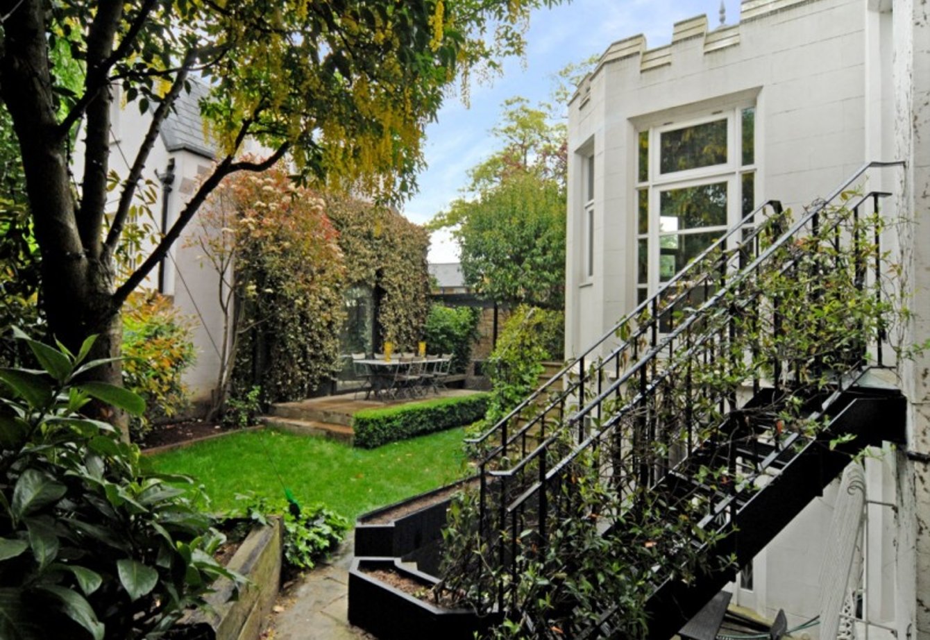 sold-clifton-hill-london-142-view8