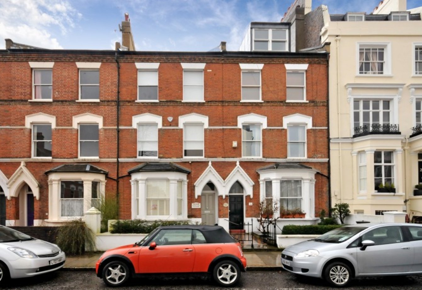 sold-hamilton-gardens-london-160-view1