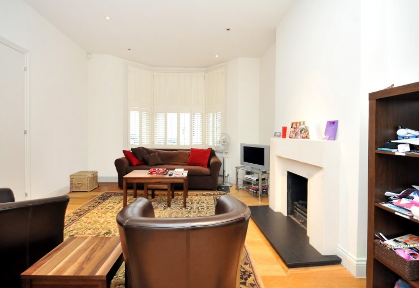 sold-hamilton-gardens-london-160-view4