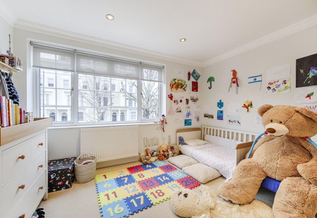 sold-randolph-avenue-london-85-view3