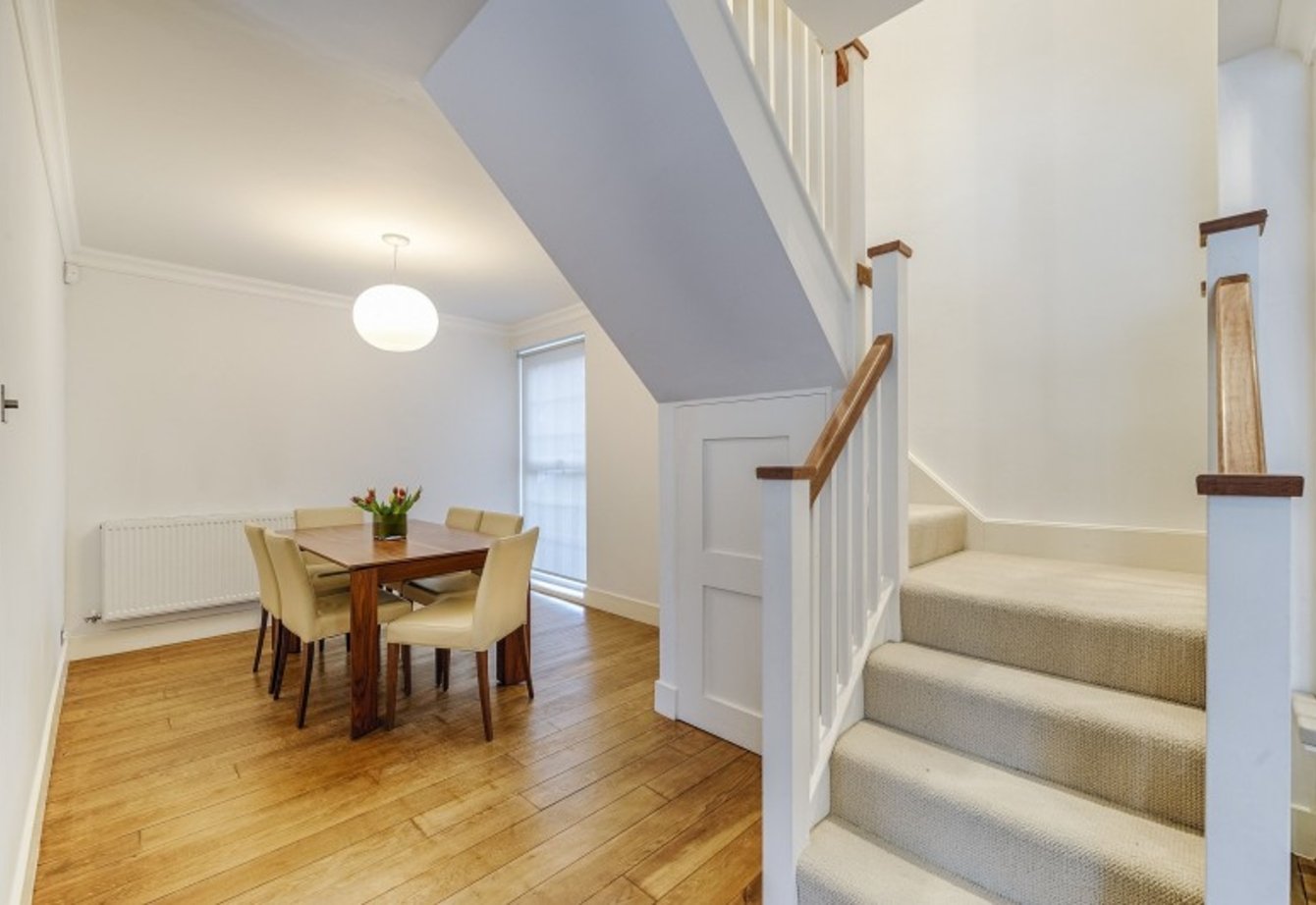 sold-randolph-avenue-london-85-view5