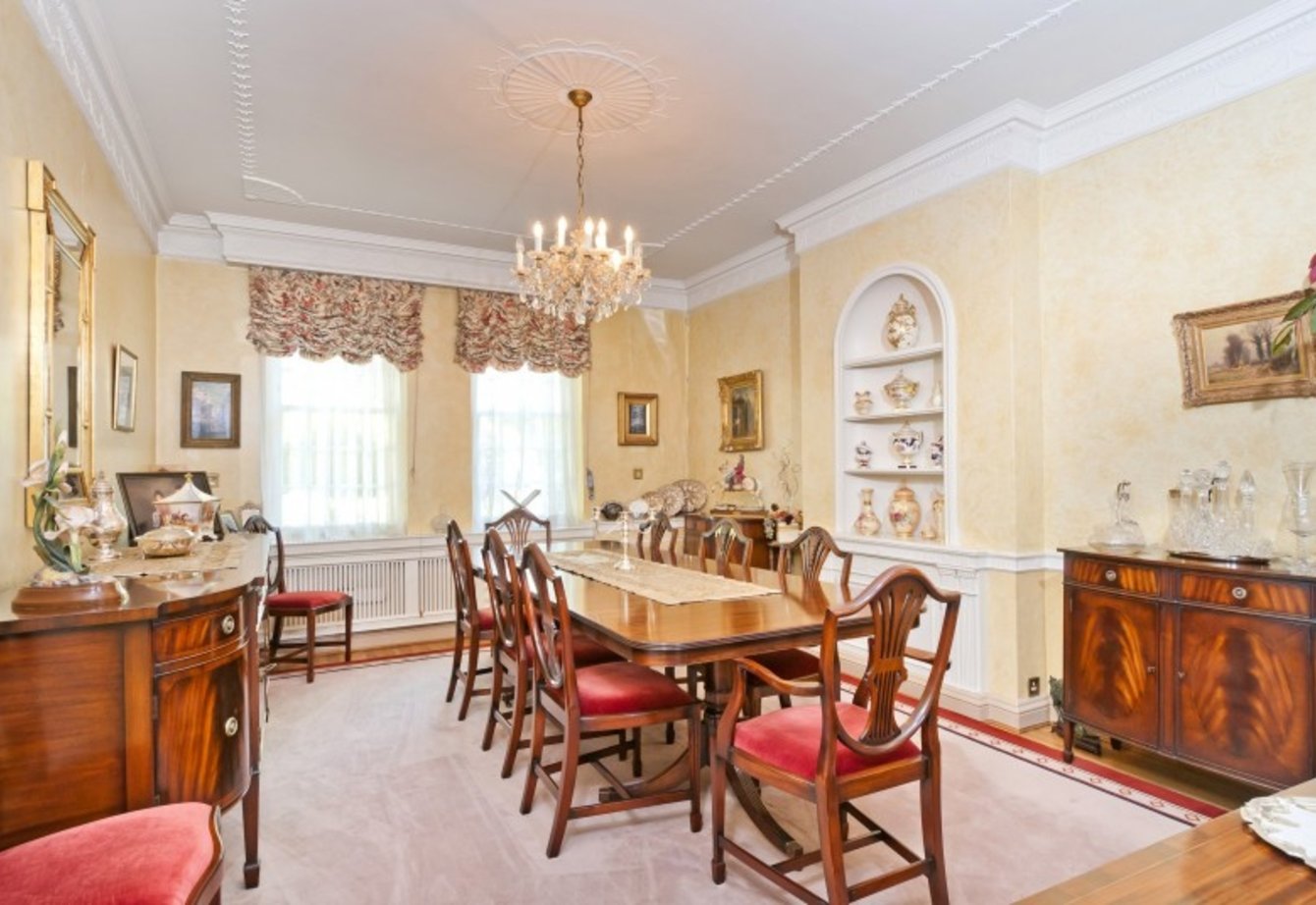 sold-hamilton-terrace-london-96-view5