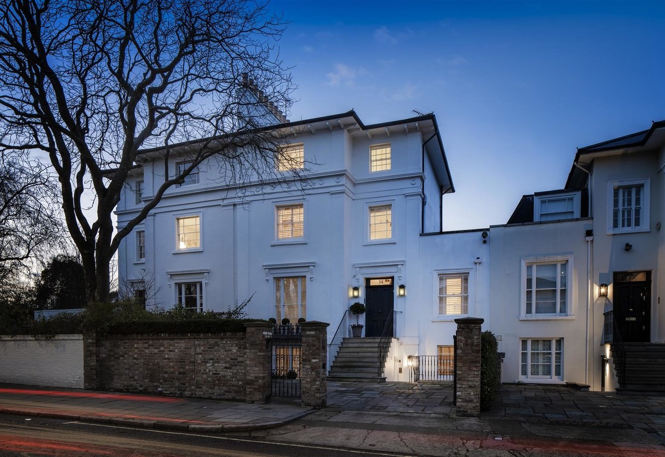 4 bedroom House SemiDetached for sale in Acacia Road, St John's Wood