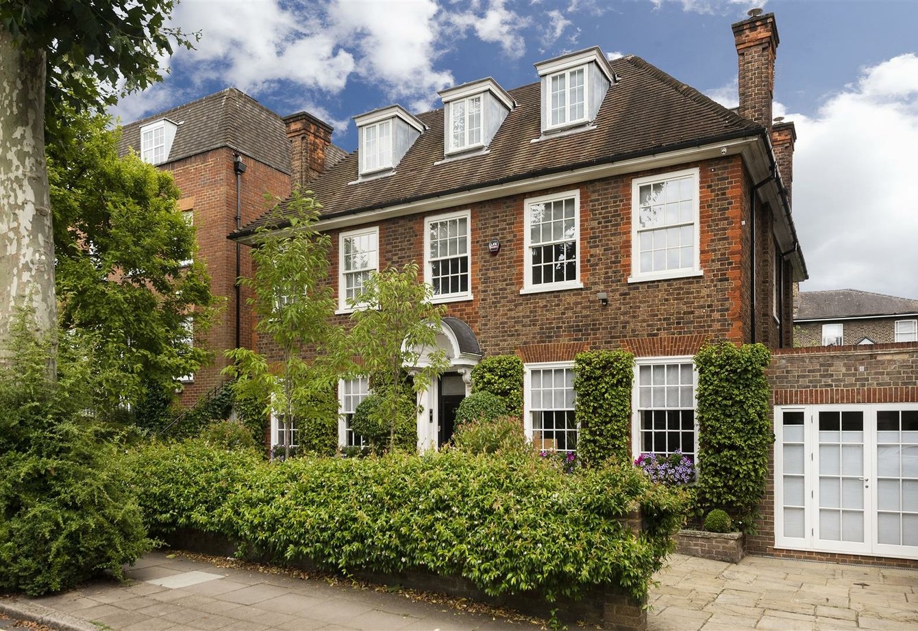 for-sale-springfield-road-london-394-view1