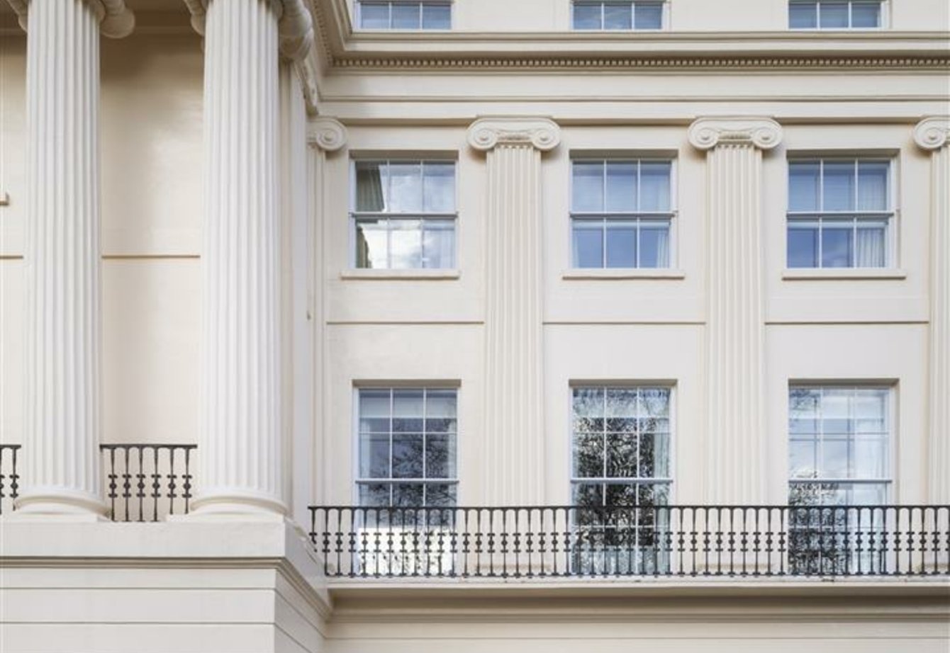 for-sale-cumberland-terrace-london-425-view1