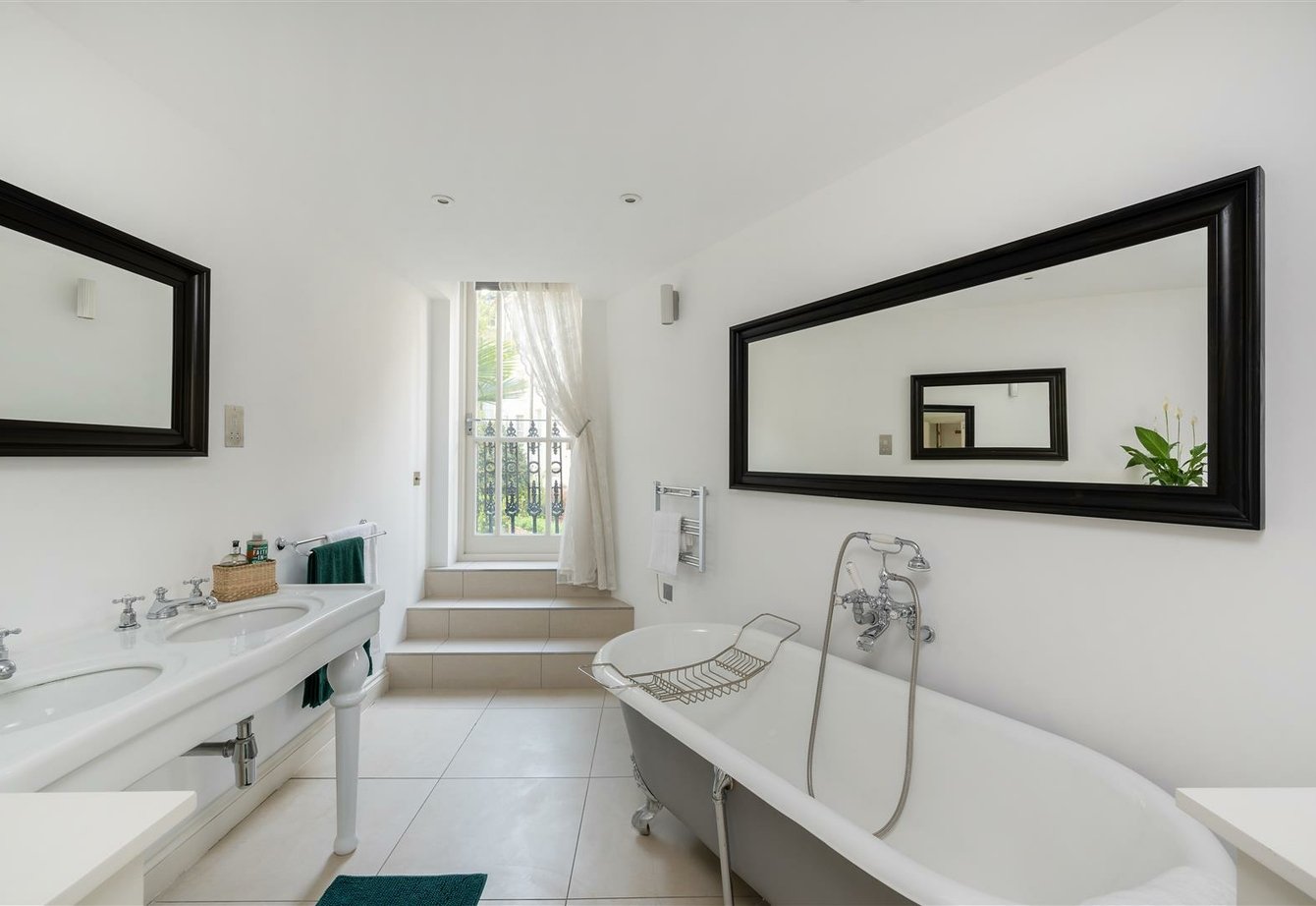 for-sale-warrington-crescent-london-431-view9