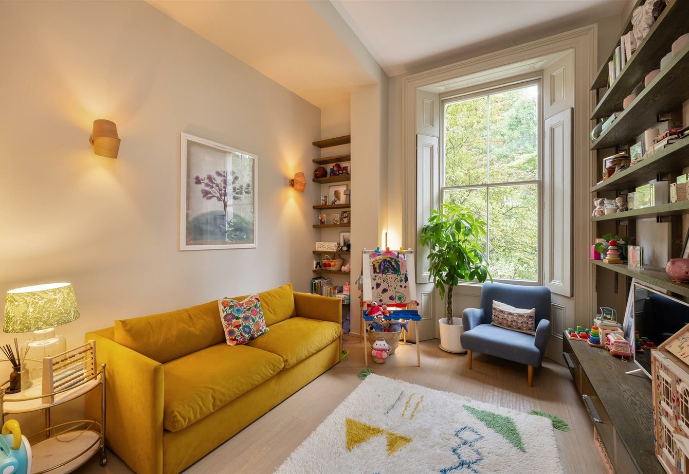 for-sale-randolph-crescent-london-433-view11