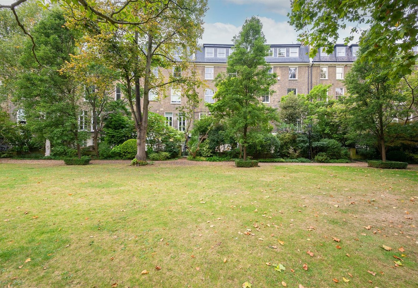 for-sale-randolph-crescent-london-433-view23