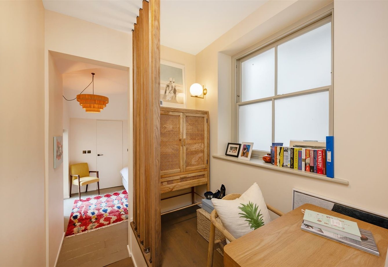 for-sale-randolph-crescent-london-433-view19