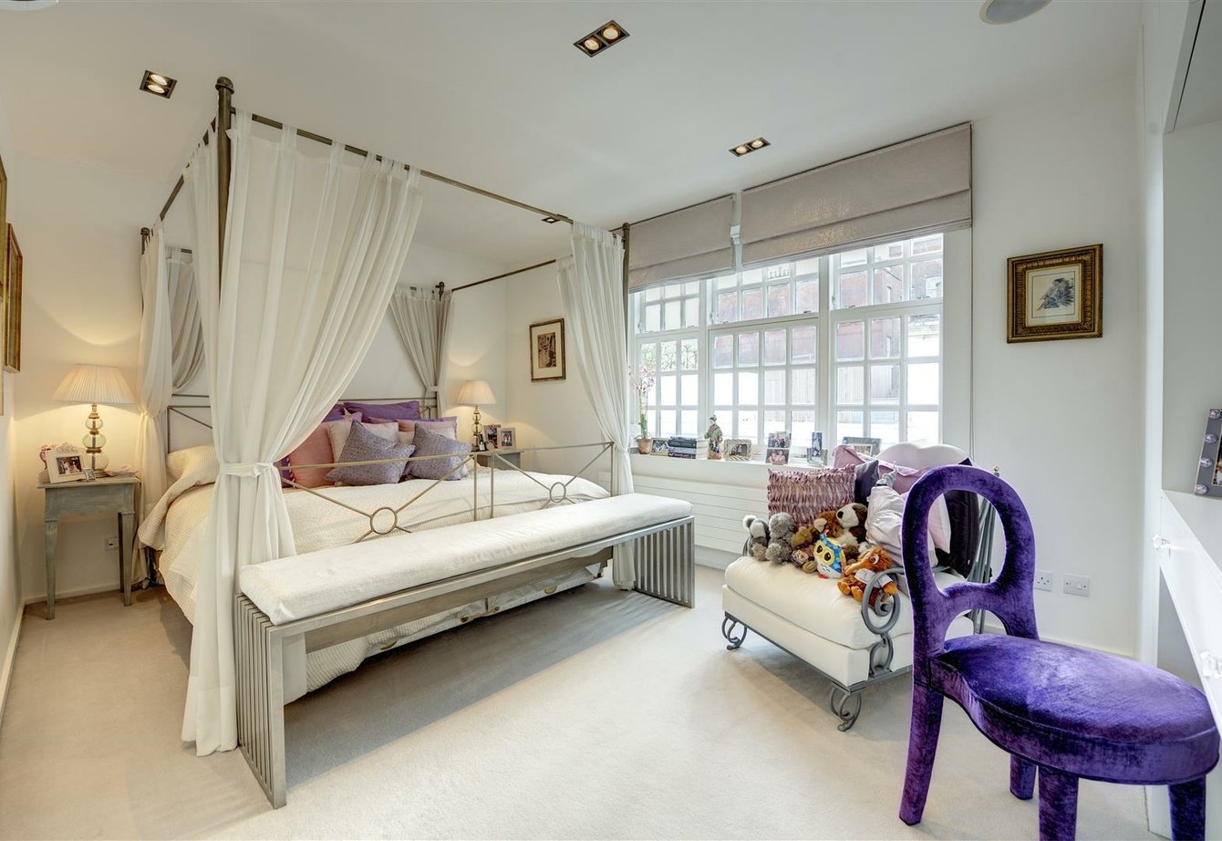 for-sale-elm-tree-close-london-436-view14