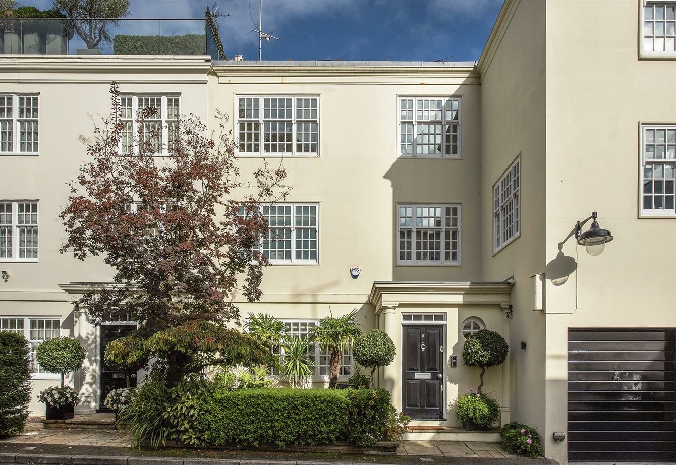 for-sale-elm-tree-close-london-436-view1