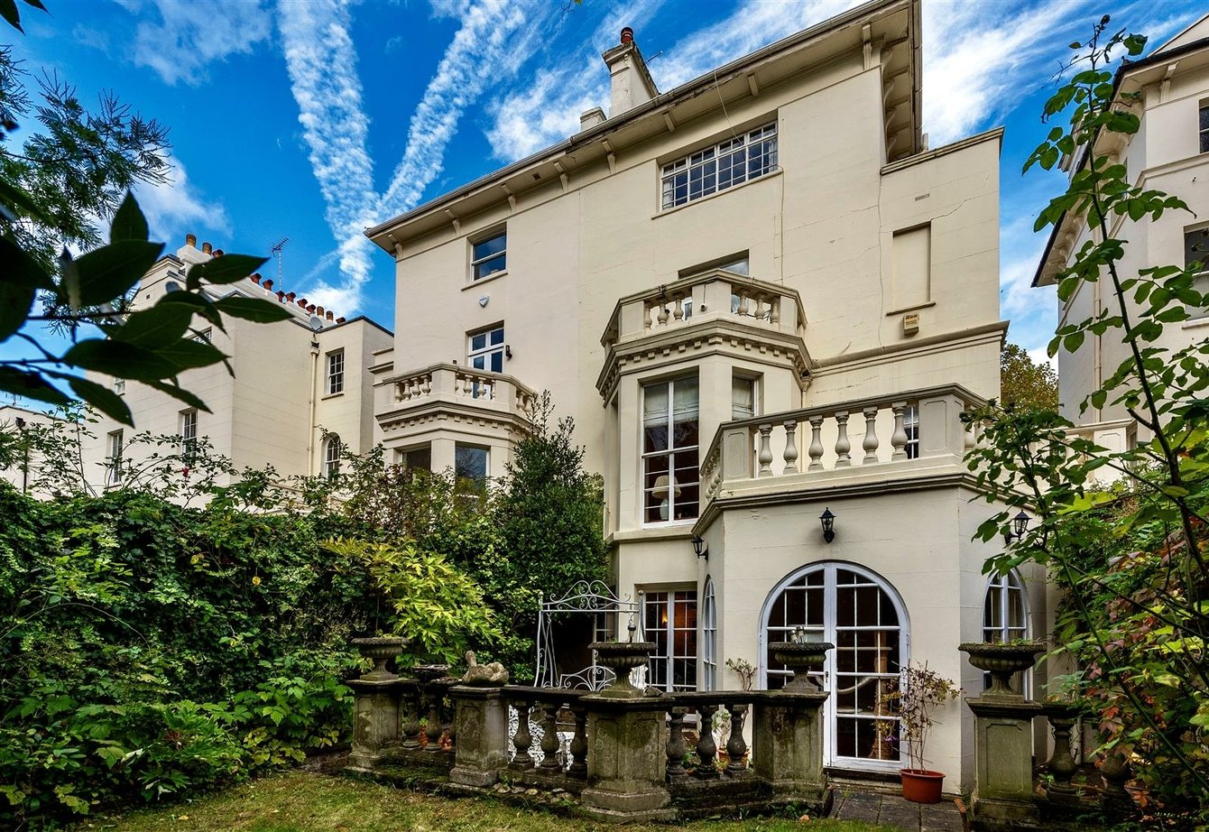 for-sale-park-place-villas-london-439-view10