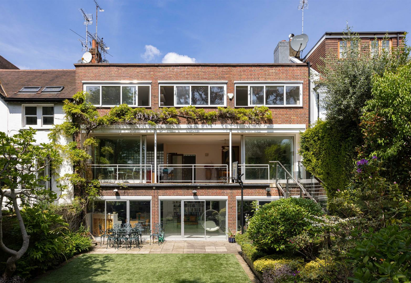 sold-arkwright-road-london-440-view9