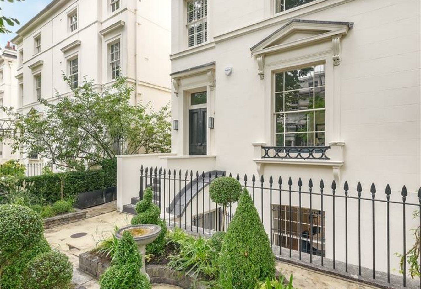 for-sale-clifton-villas-london-442-view1