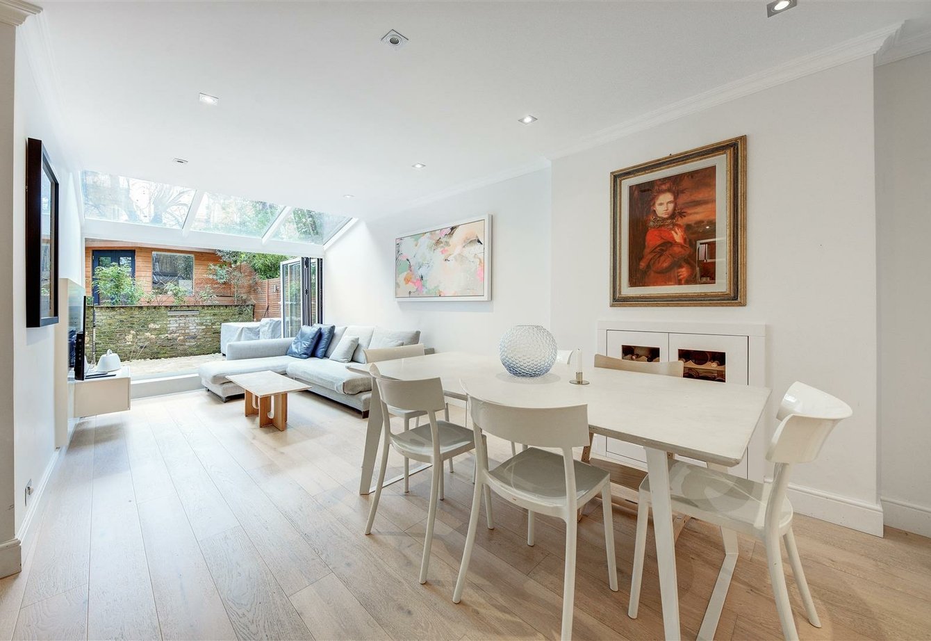 for-sale-belgrave-gardens-london-444-view7