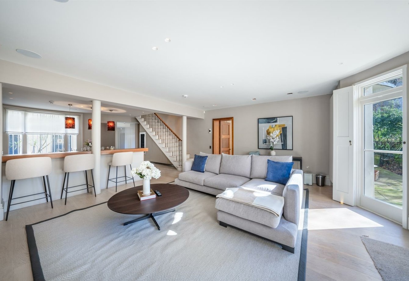 for-sale-randolph-avenue-london-460-view6