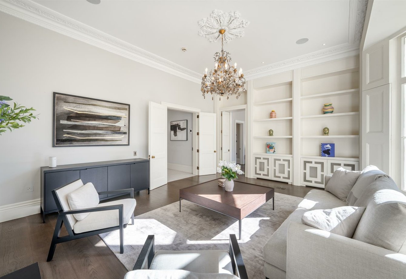 for-sale-randolph-avenue-london-460-view2