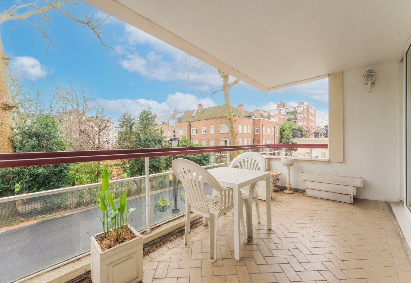 for-sale-gloucester-square-london-466-view12