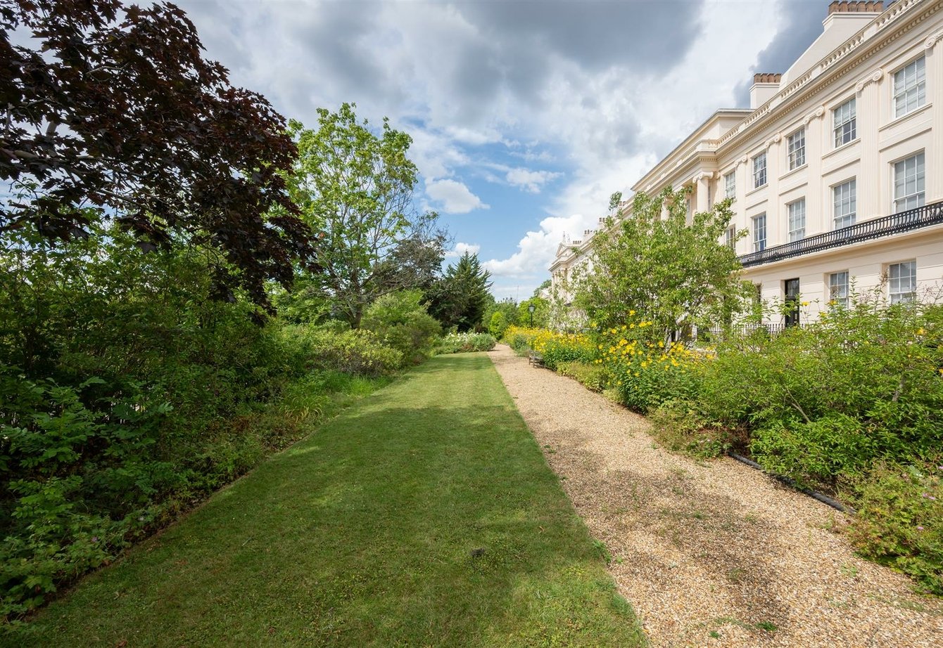 for-sale-gloucester-gate-london-471-view11