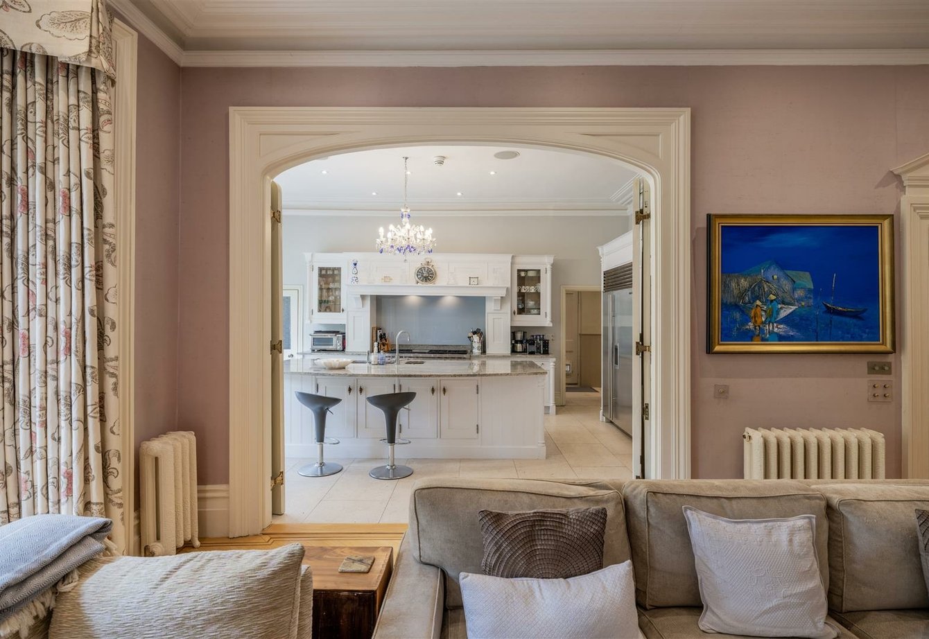 for-sale-canfield-gardens-london-472-view7