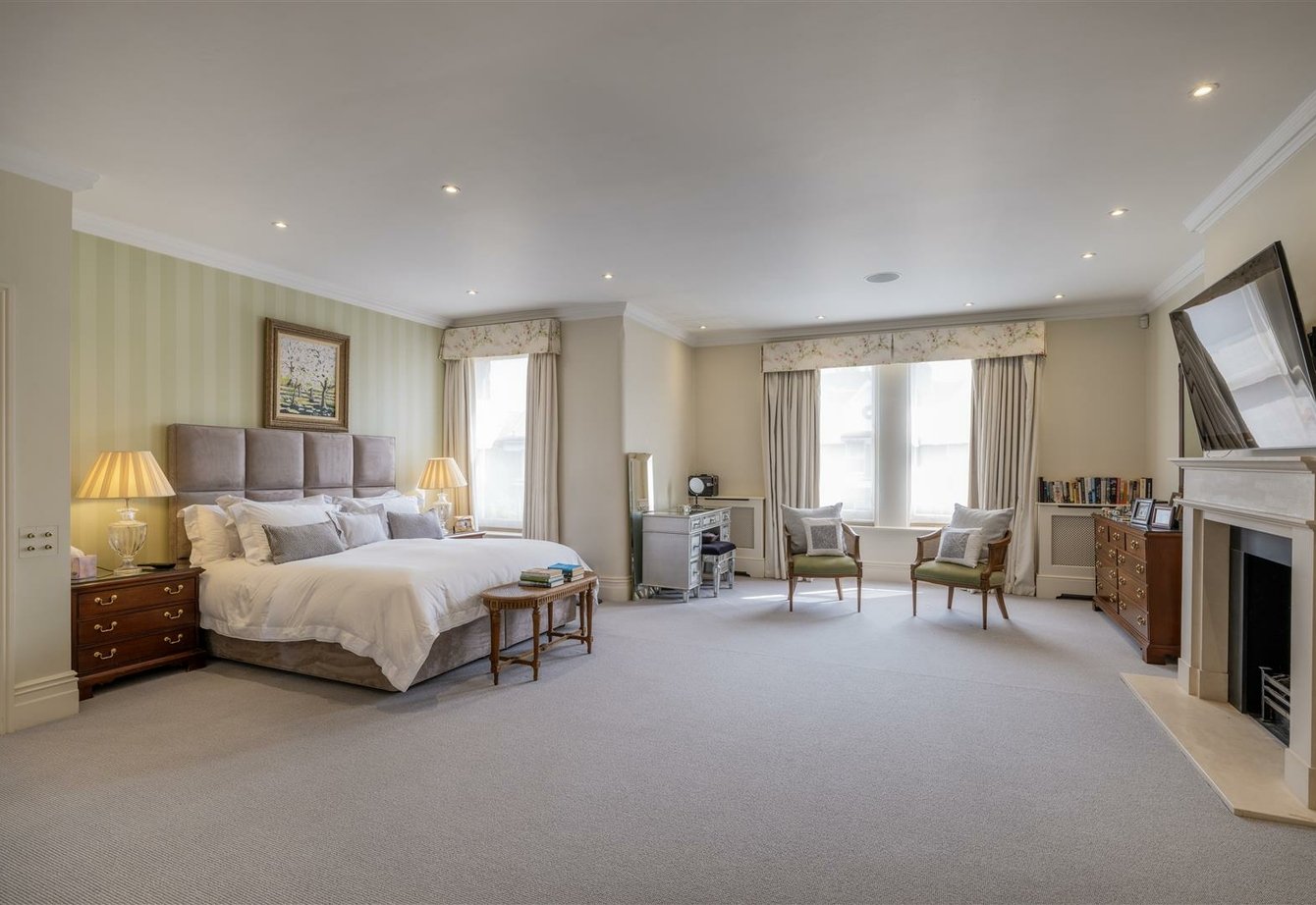 for-sale-canfield-gardens-london-472-view11