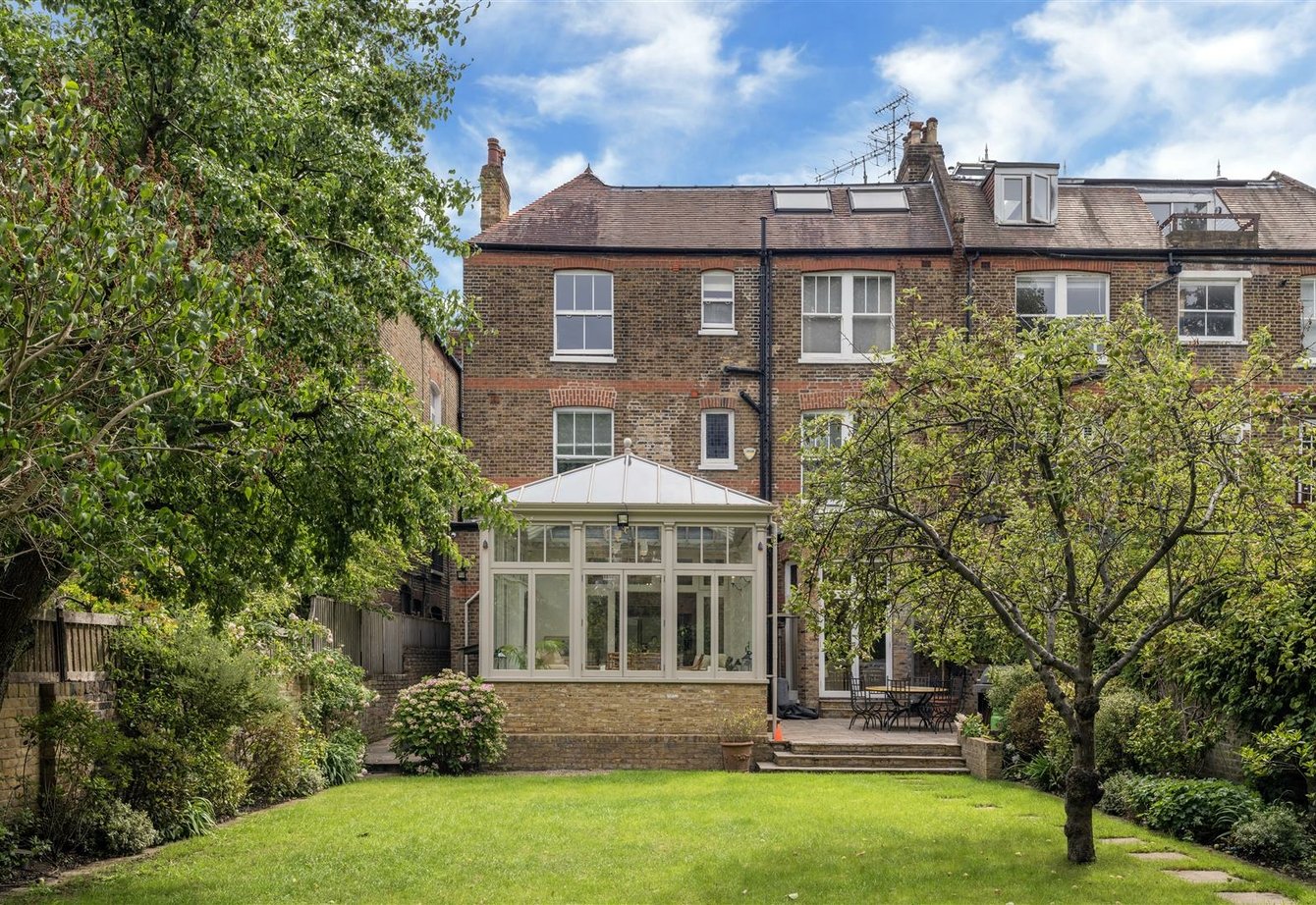 for-sale-canfield-gardens-london-472-view21
