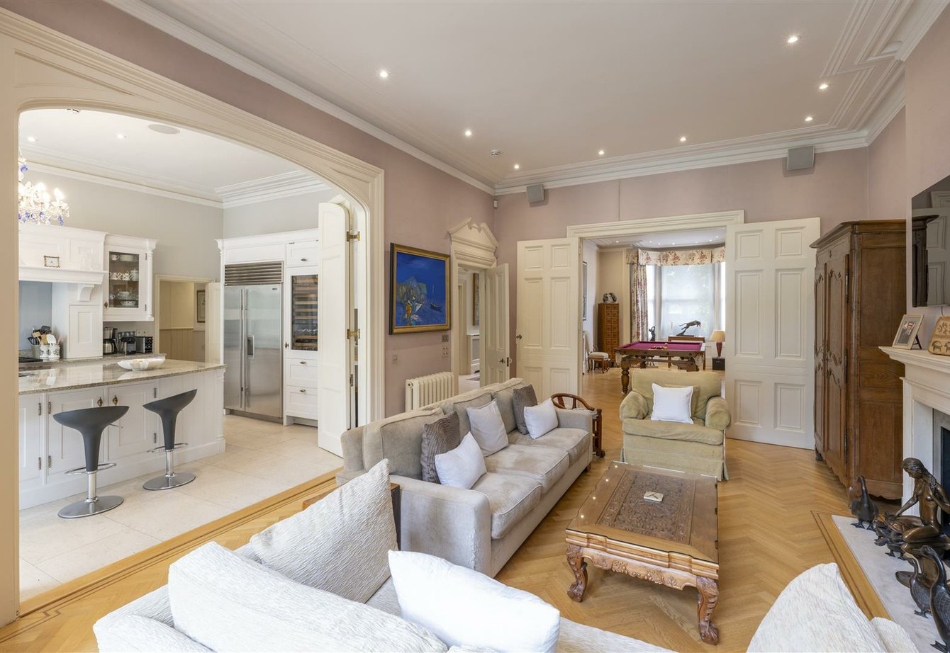 for-sale-canfield-gardens-london-472-view8