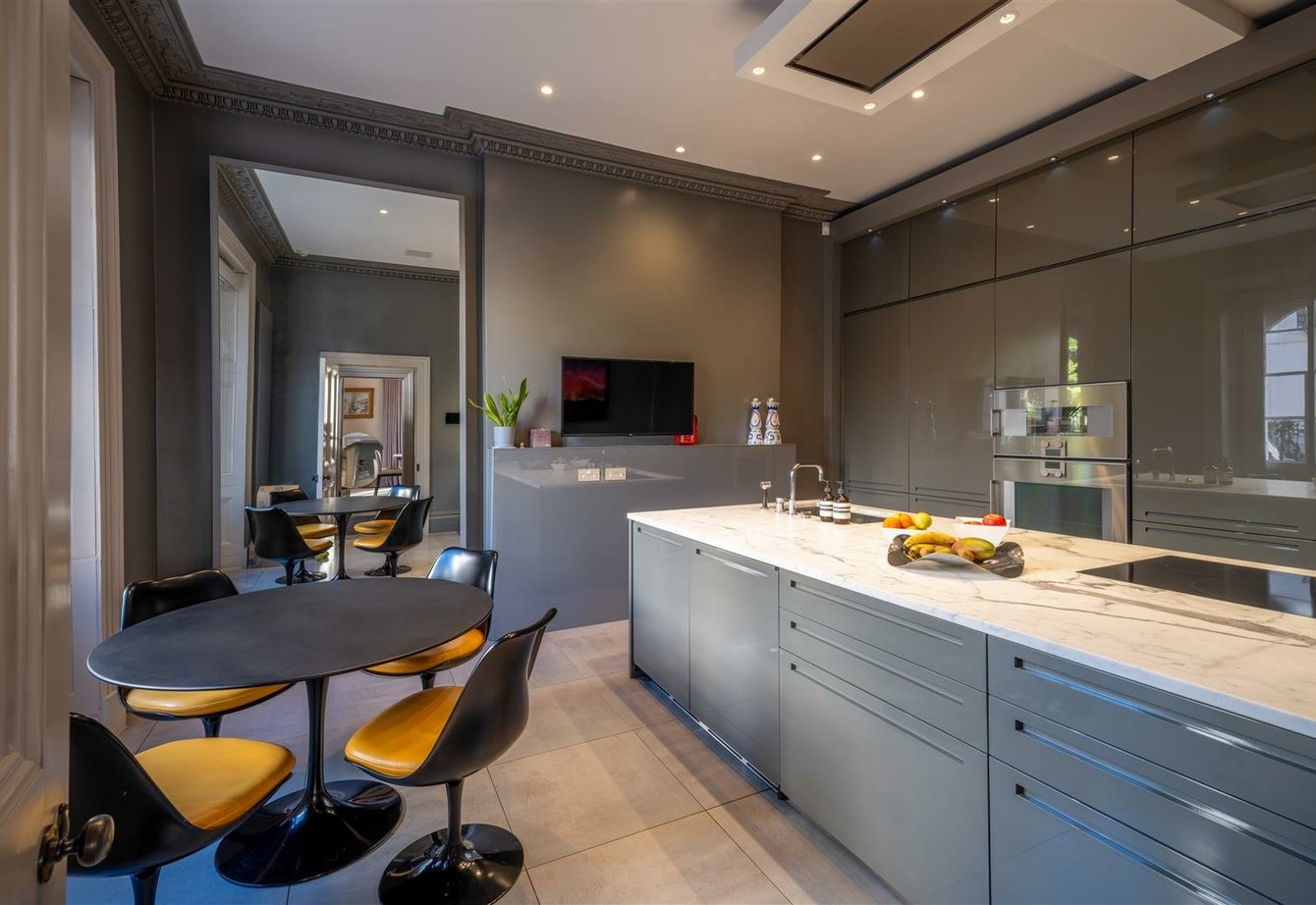 for-sale-brunswick-place-london-477-view7