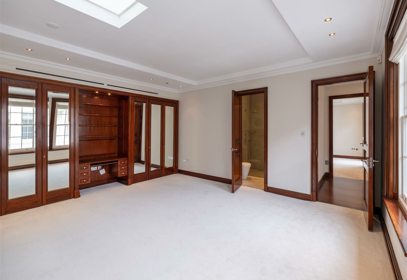 sold-cavendish-avenue-london-481-view12