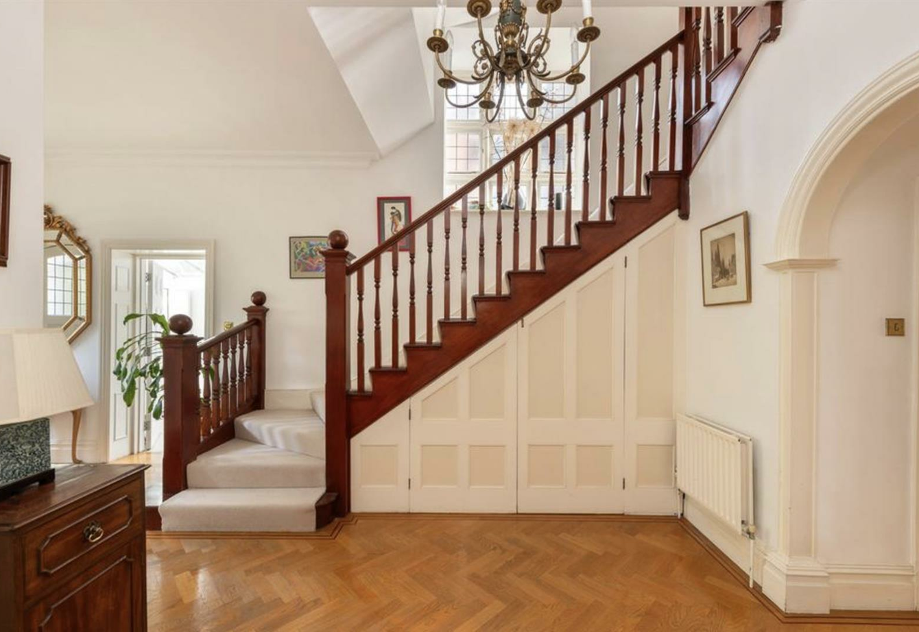 for-sale-hollycroft-avenue-london-483-view2