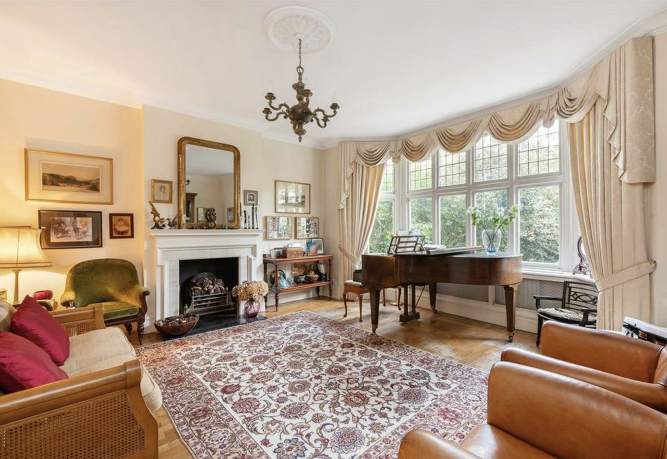 for-sale-hollycroft-avenue-london-483-view4