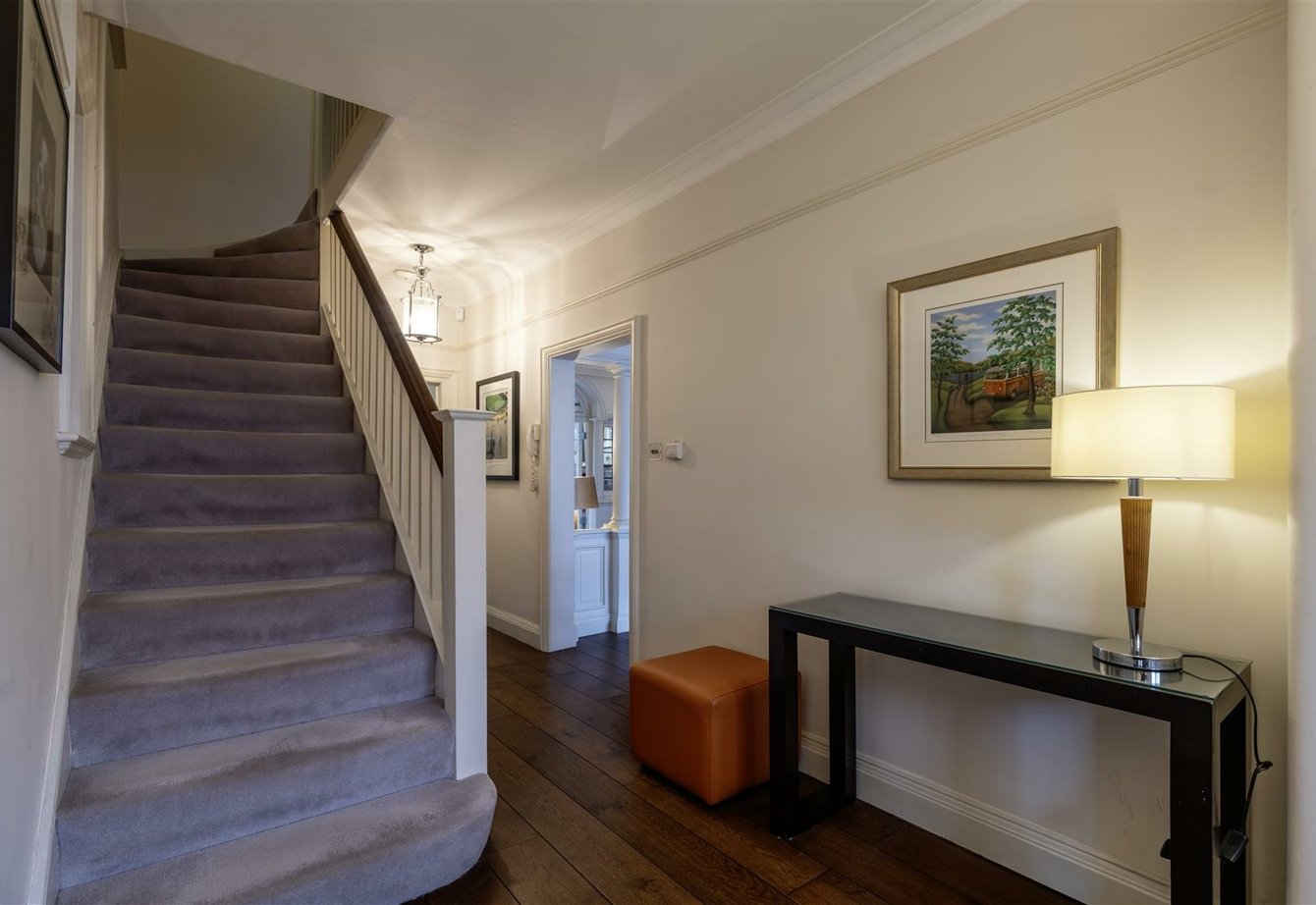 for-sale-hill-road-london-485-view2