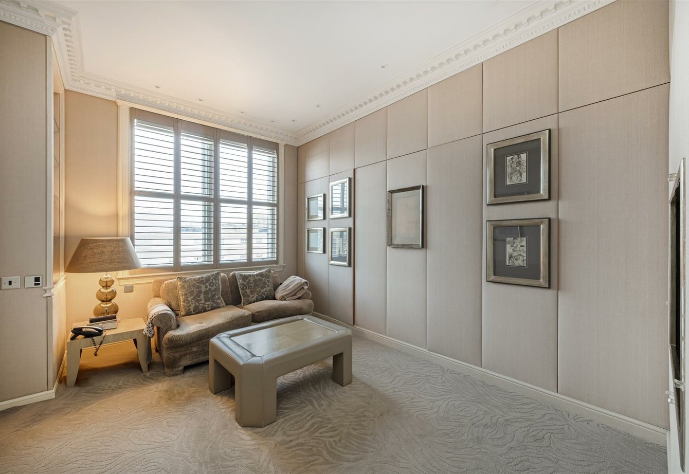 for-sale-marylebone-road-london-488-view15