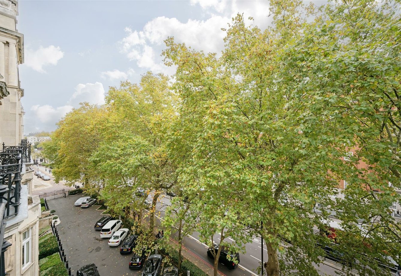 for-sale-marylebone-road-london-488-view17