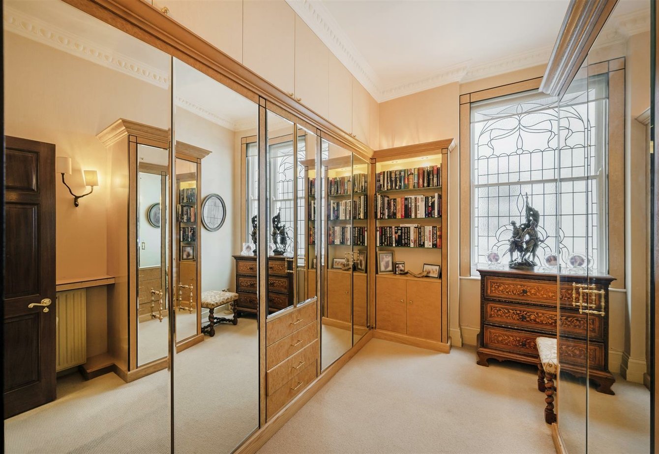 for-sale-marylebone-road-london-488-view13