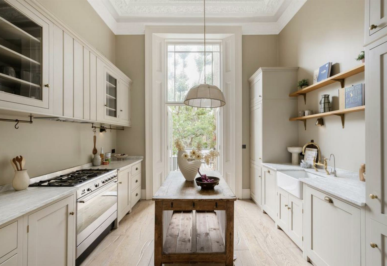 sold-warrington-crescent-london-490-view1