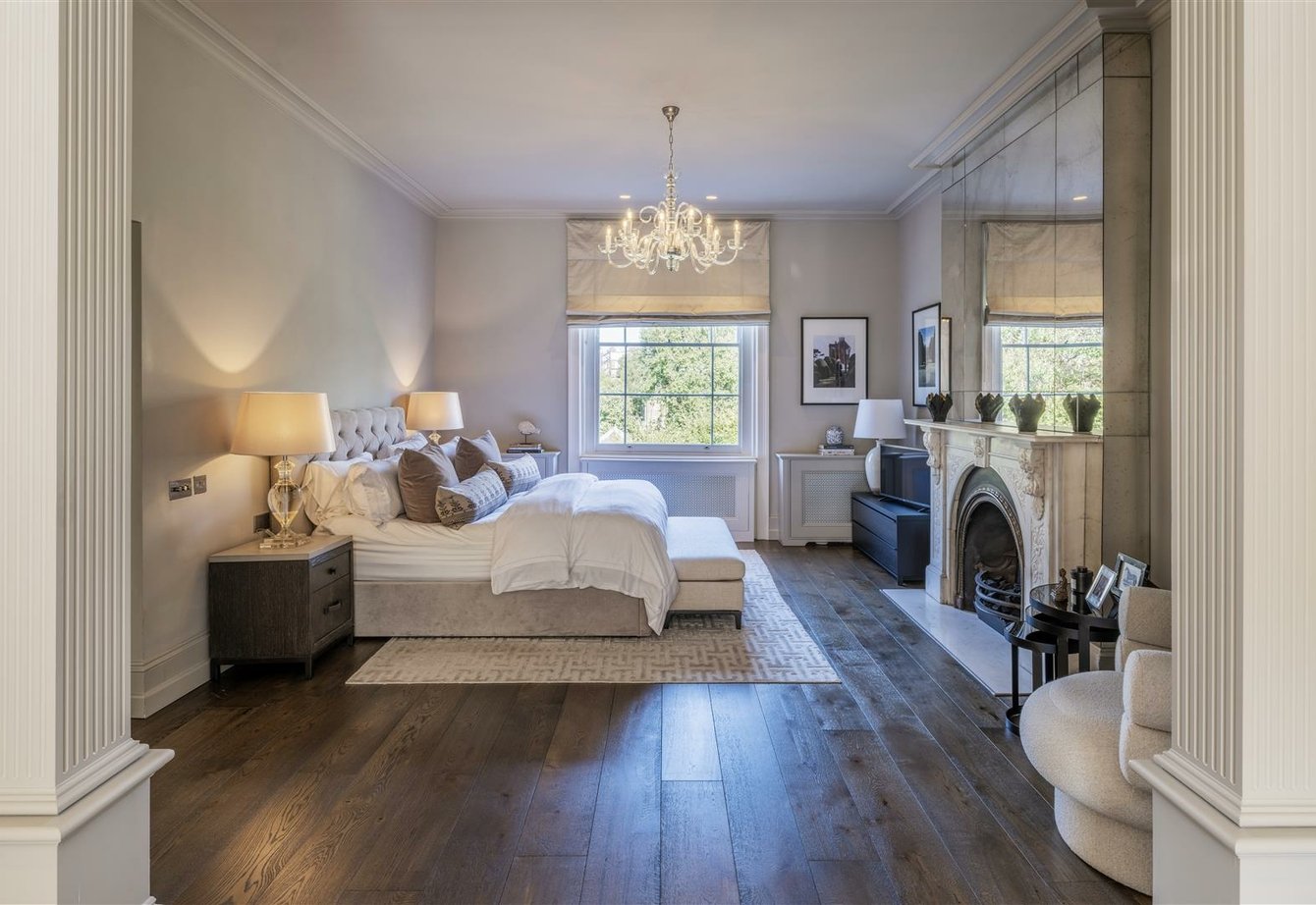 sold-hamilton-terrace-london-492-view13