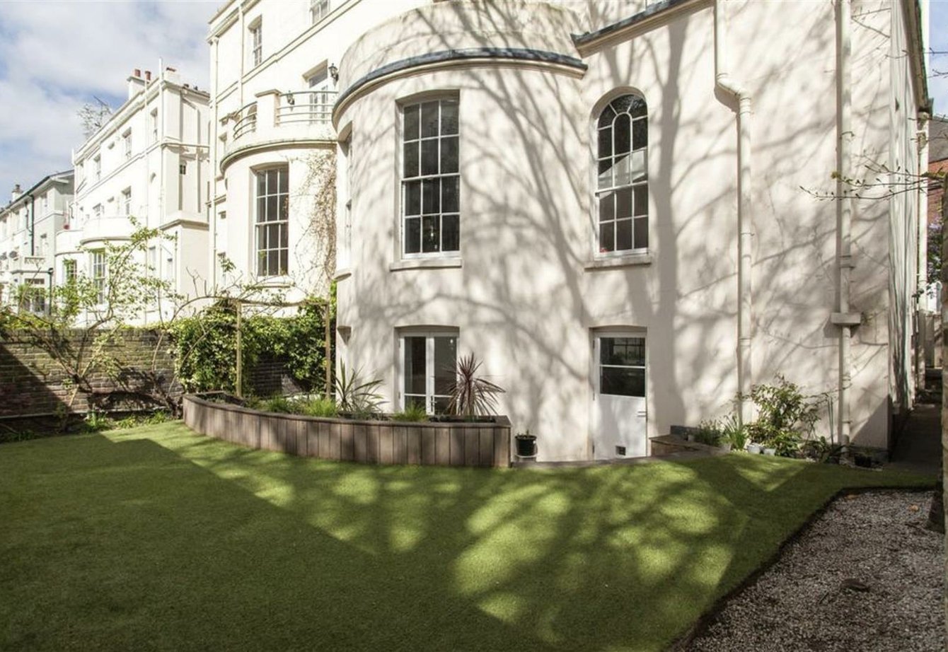 sold-regents-park-road-london-493-view6