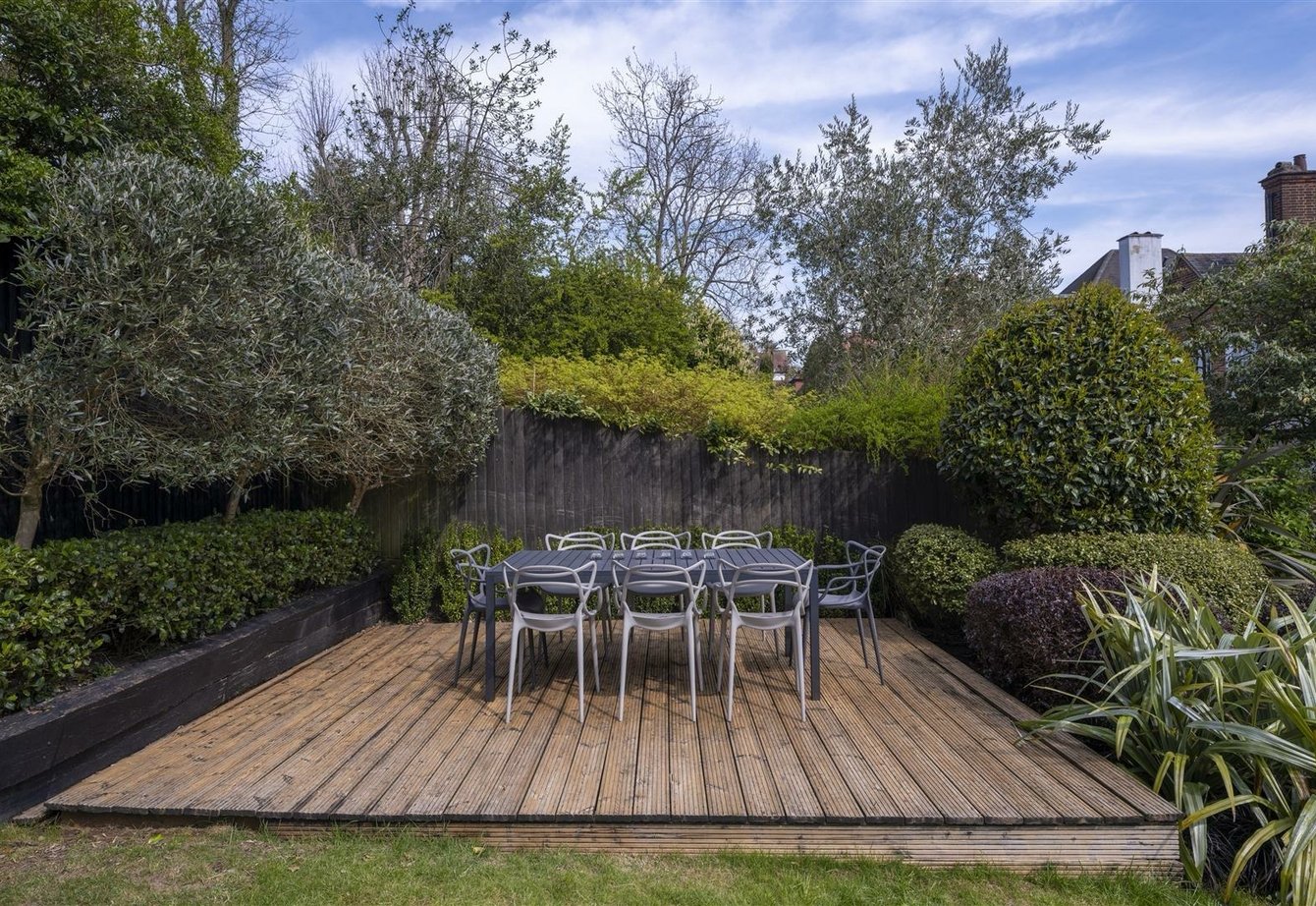 for-sale-kidderpore-gardens-london-494-view15