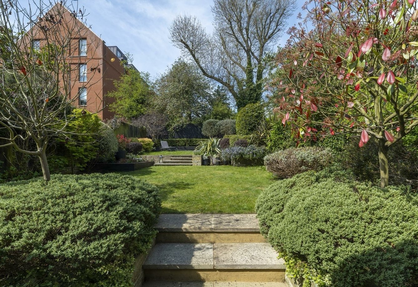 for-sale-kidderpore-gardens-london-494-view14