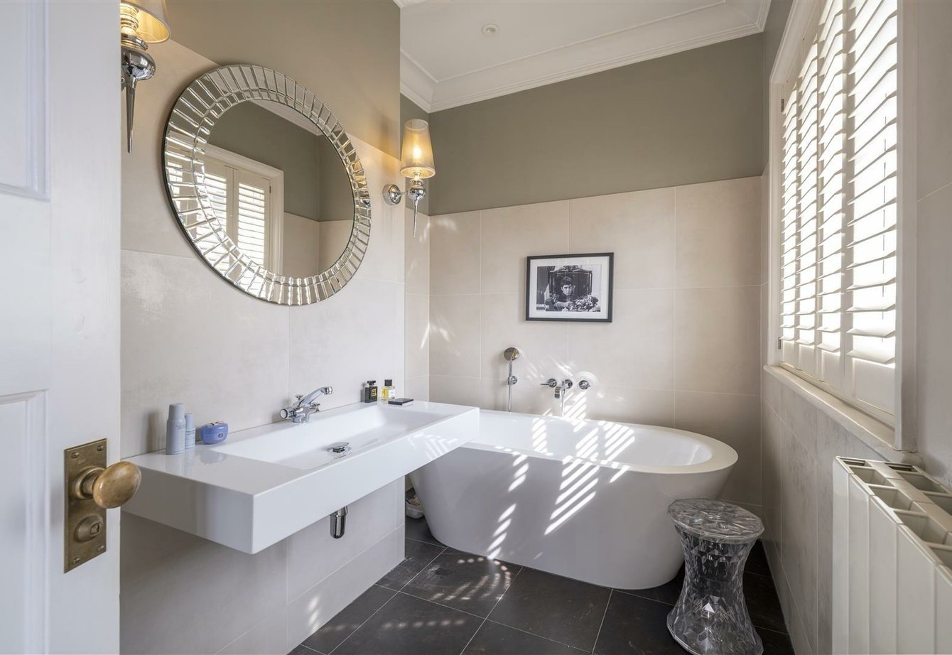 for-sale-kidderpore-gardens-london-494-view8