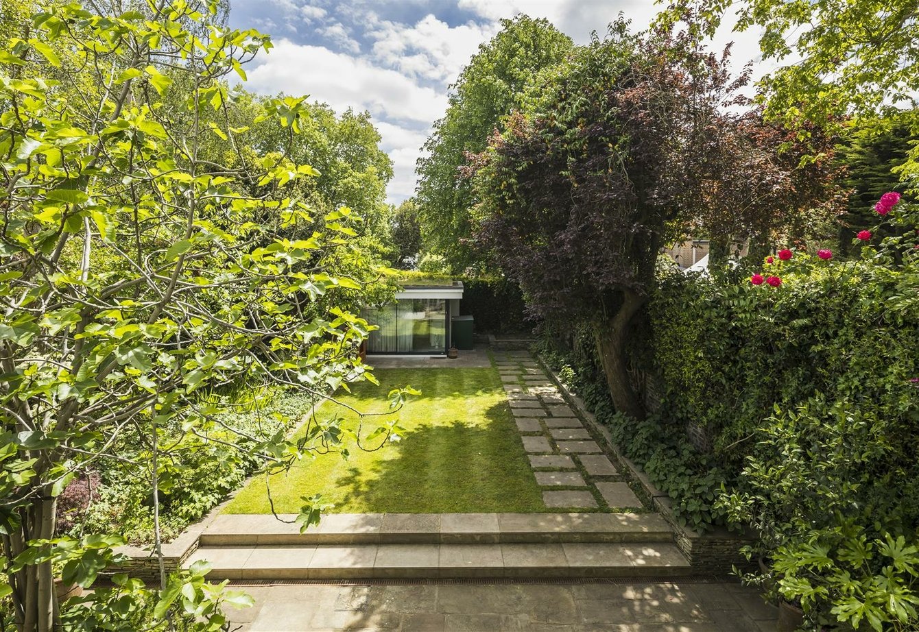 for-sale-norfolk-road-london-497-view22