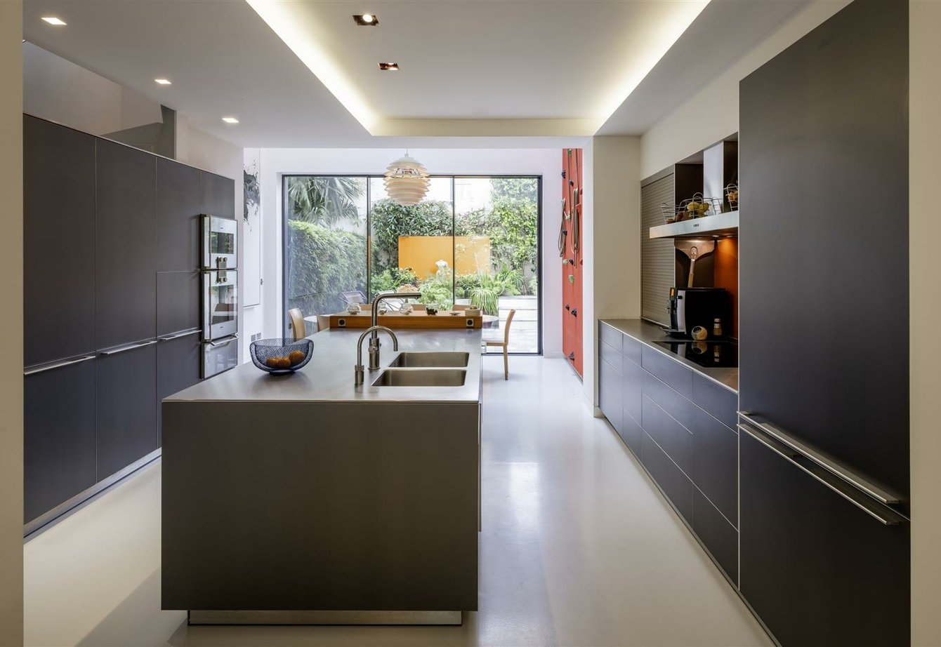for-sale-randolph-avenue-london-498-view15