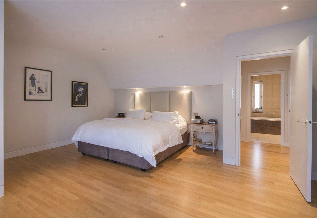 for-sale-elm-tree-road-london-502-view8