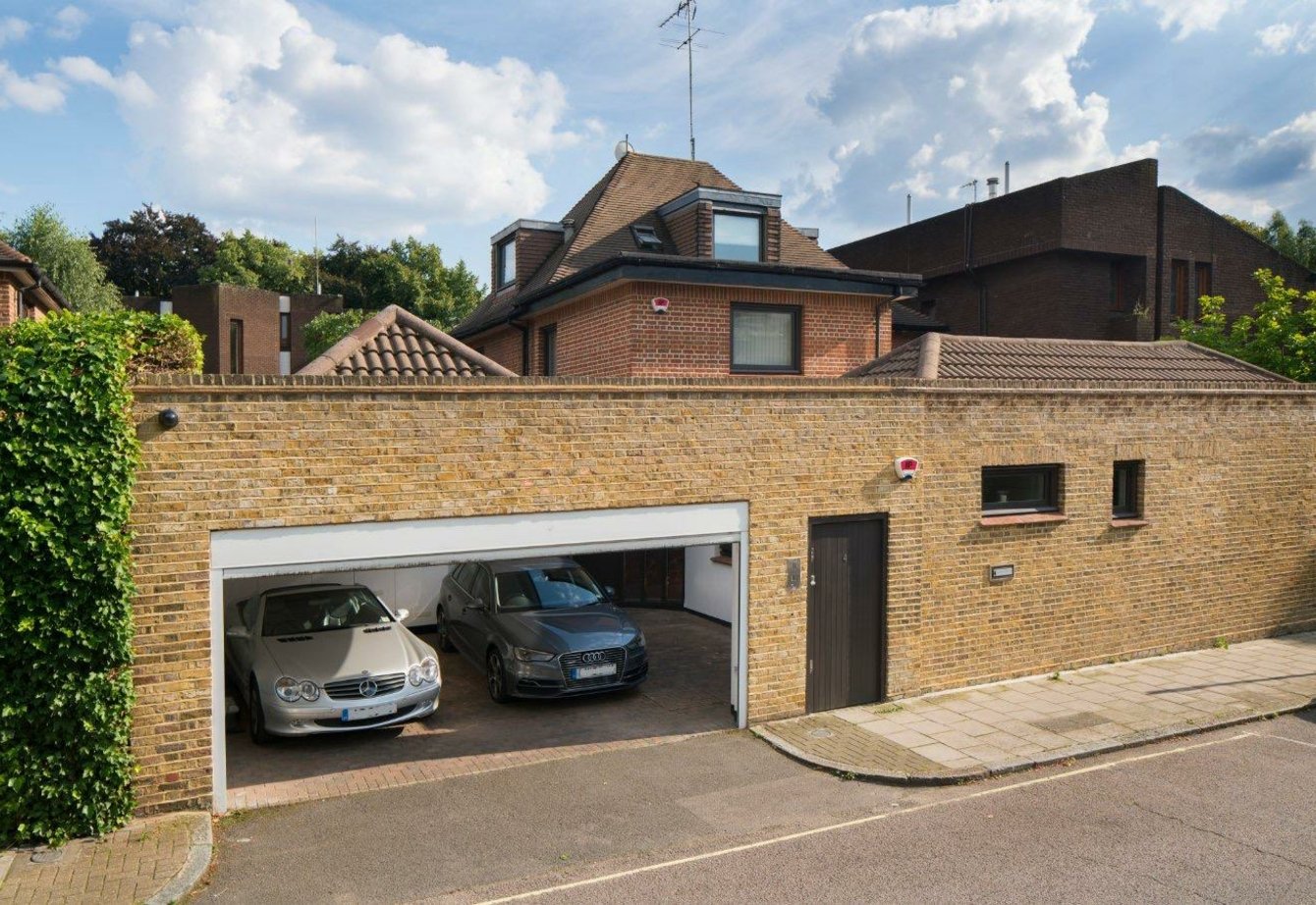 for-sale-elm-tree-road-london-502-view1
