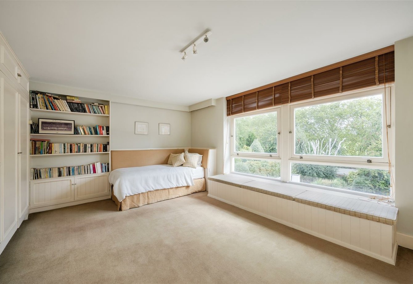 sold-elsworthy-road-london-508-view10