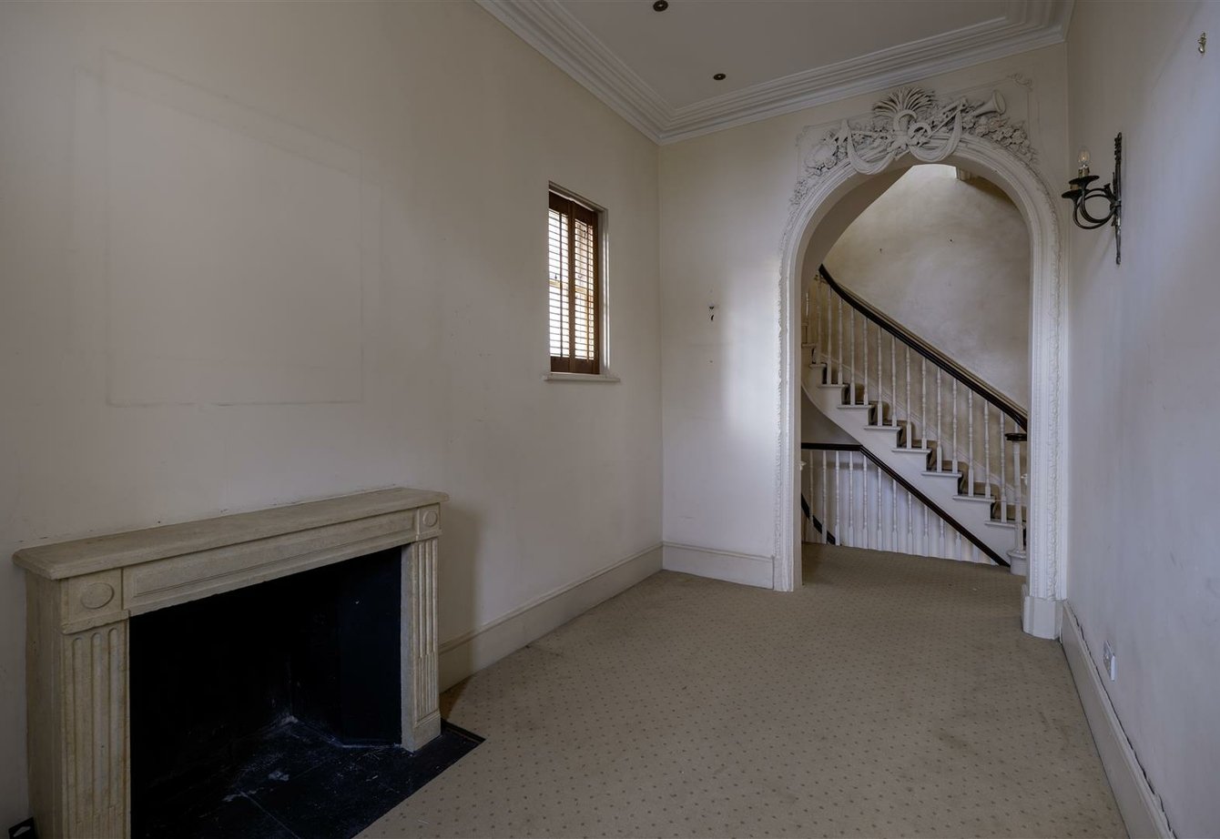sold-clifton-hill-london-509-view2