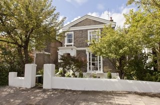 sold-blenheim-road-london-108-view1